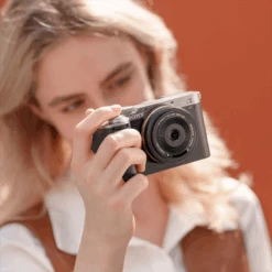 Rollei Viltrox Objektiv | AF 28 Mm | F/4.5 FE | Sony -Rollei Verkäufe 11188 Viltrox 28mm 4.5 FE 03